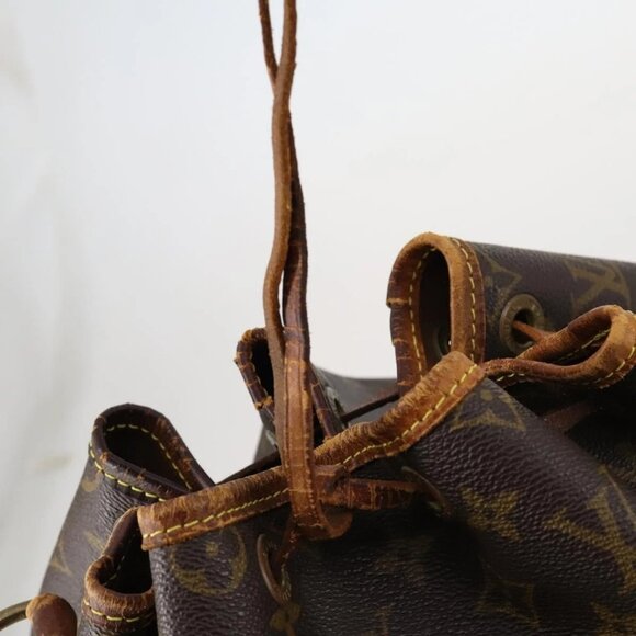 LOUIS VUITTON Monogram Noe Shoulder Bag - Picture 10 of 16